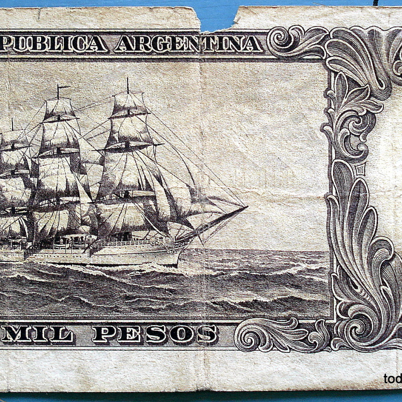 ARGENTINA BILLETE DE 1000 PESOS MONEDA NACIONAL LA FRAGATA B566