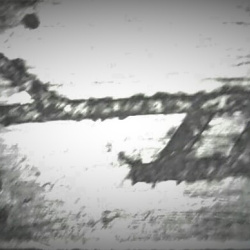 CUCHILLO IMPORTANTE EMPAVONADO BUEN LOMO Y EXELENTE ESTADO HOJA DE 21,5 CM ANCHO MAYOR 4 CM Y 2 MM DE LOMO EMPUÑADURA DE ASTA