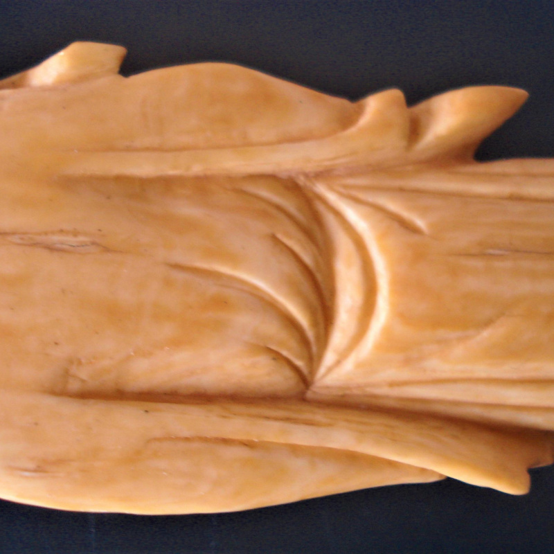ESTATUILLA CHINA DE MATERIAL NOBLE 12 CM DE ALTO TOTAL