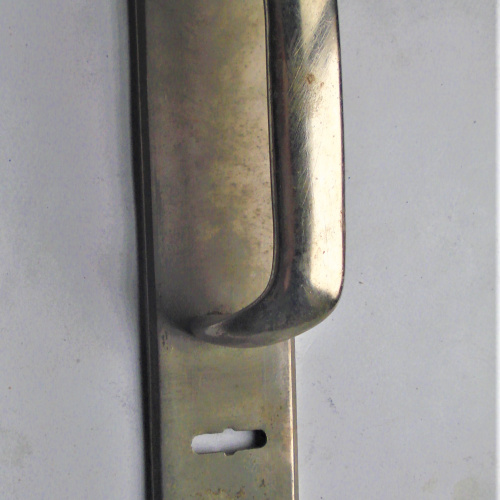 MANIJON TODO DE BRONCE CON APERTURA PARA CERRADURA TRABEX 25 X 5 CM