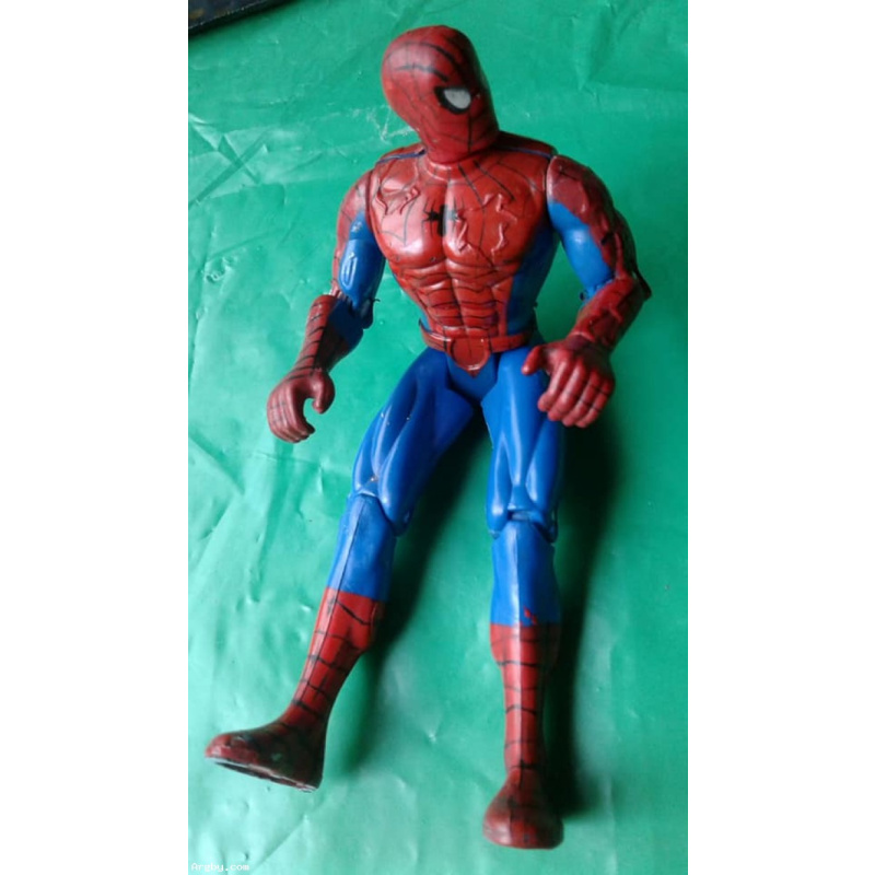 Hombre araña 12 cm articulado cabeza brazos y piernas