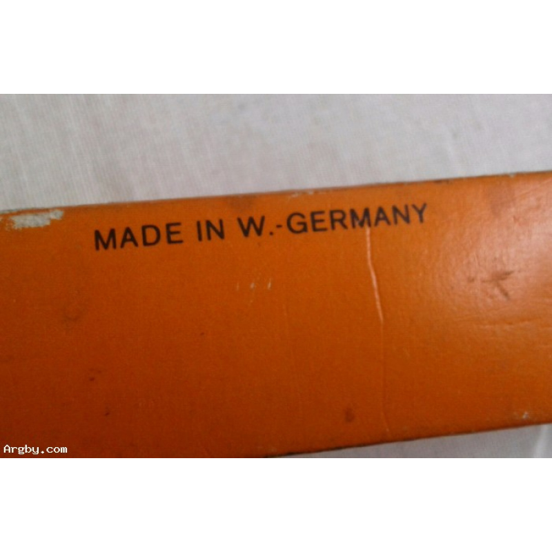 Sacacorchos neumatico aleman usado con caja y folleto de fabrica GERMANY