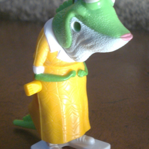 MUÑECO COLECCIONABLE UNIVERSAL STUDIOS 2016 MC DONALD`S