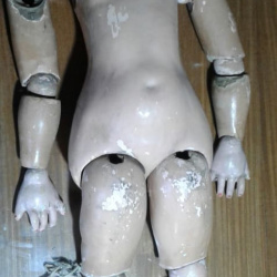 JUGUETE NENA MUÑECA DE PORCELANA AM 14 CON SU CUERPO COMPLETO CON ALGUNOS DETALLES