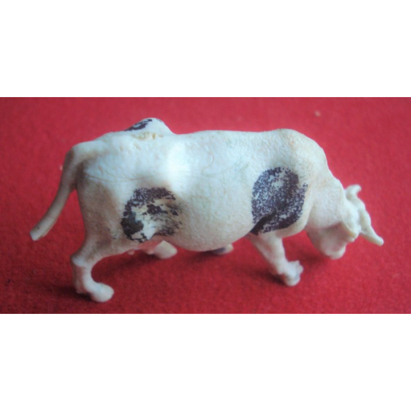 MUÑECO COLECCIONABLE VACA 7 x 4 cm